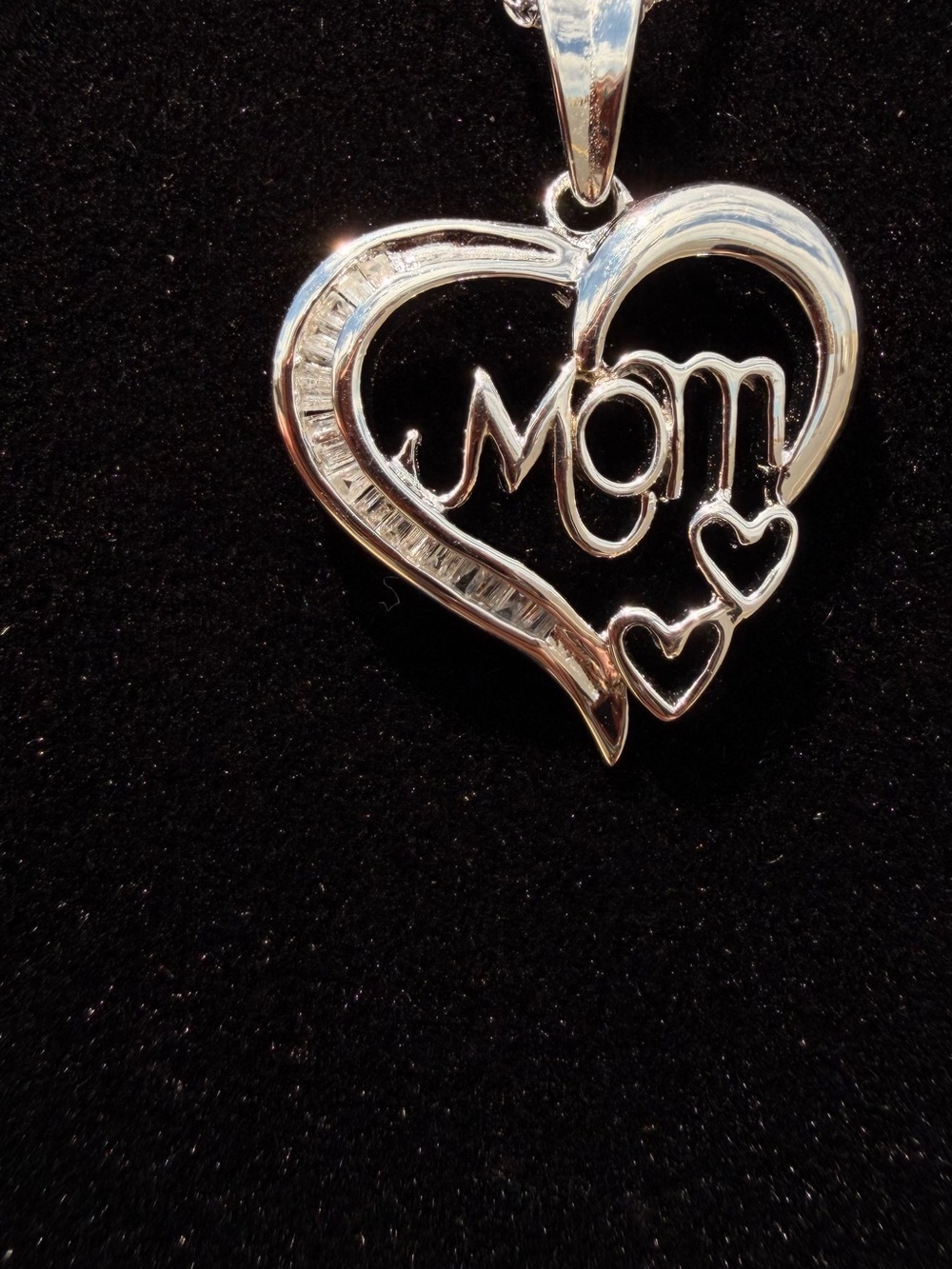 Diamond Mom Heart Necklace 0.12 CTW 14K White Gold Over Sterling 18” - Picture 3 of 10